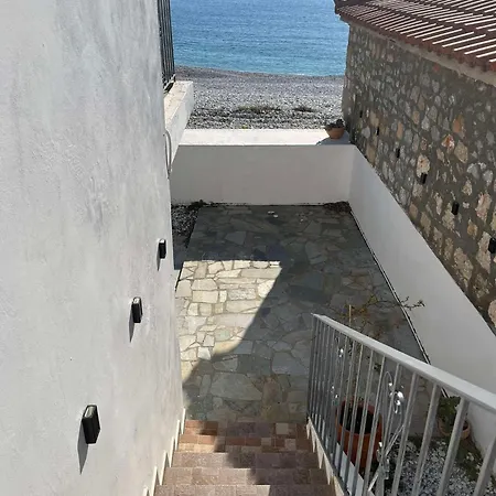 Almia Holiday home *